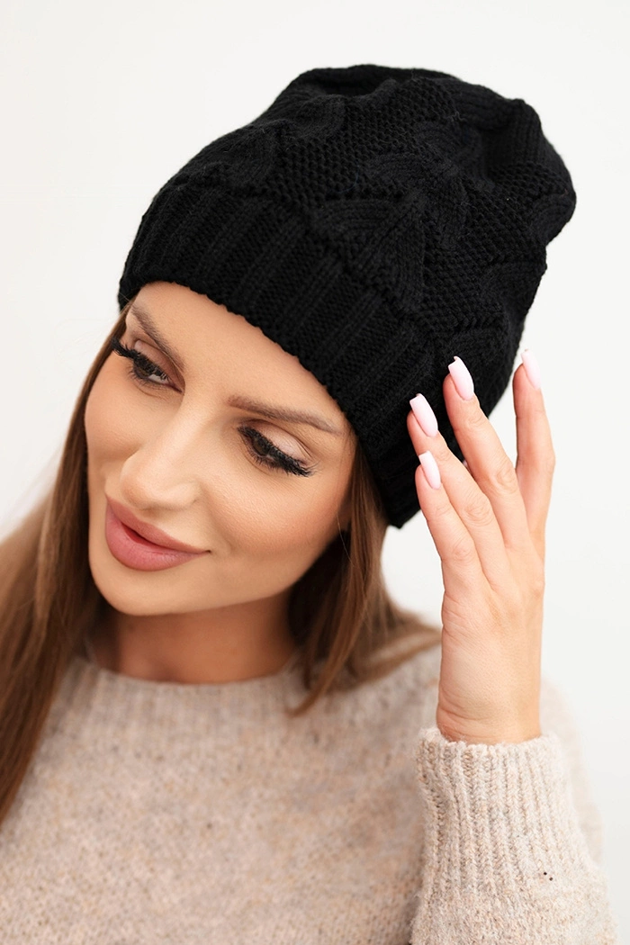 Kesi Dámska zimná čiapka z vlny so štruktúrovaným tkaním K432 čierna