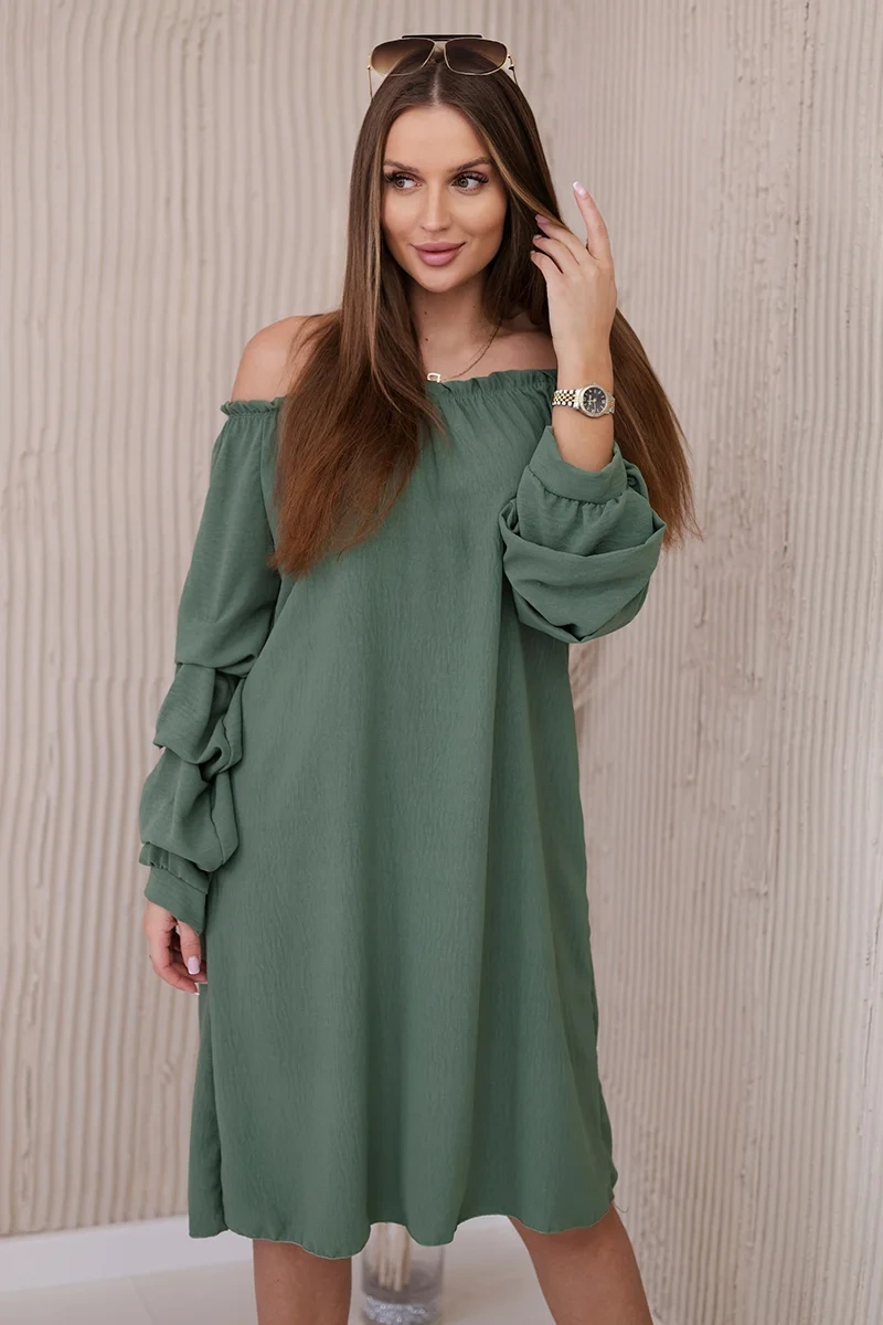 Spanish dress with decorative khaki sleeves