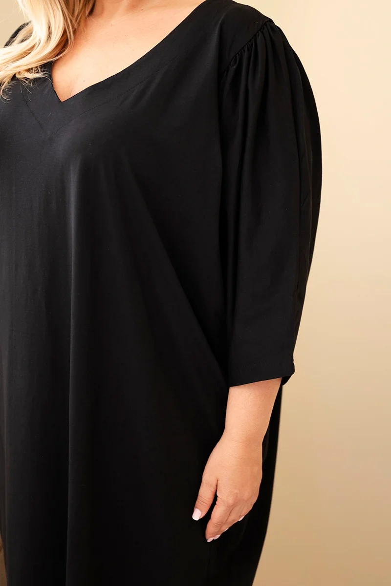 Kesi Dámske Plus Size Šaty s Vreckami čierne