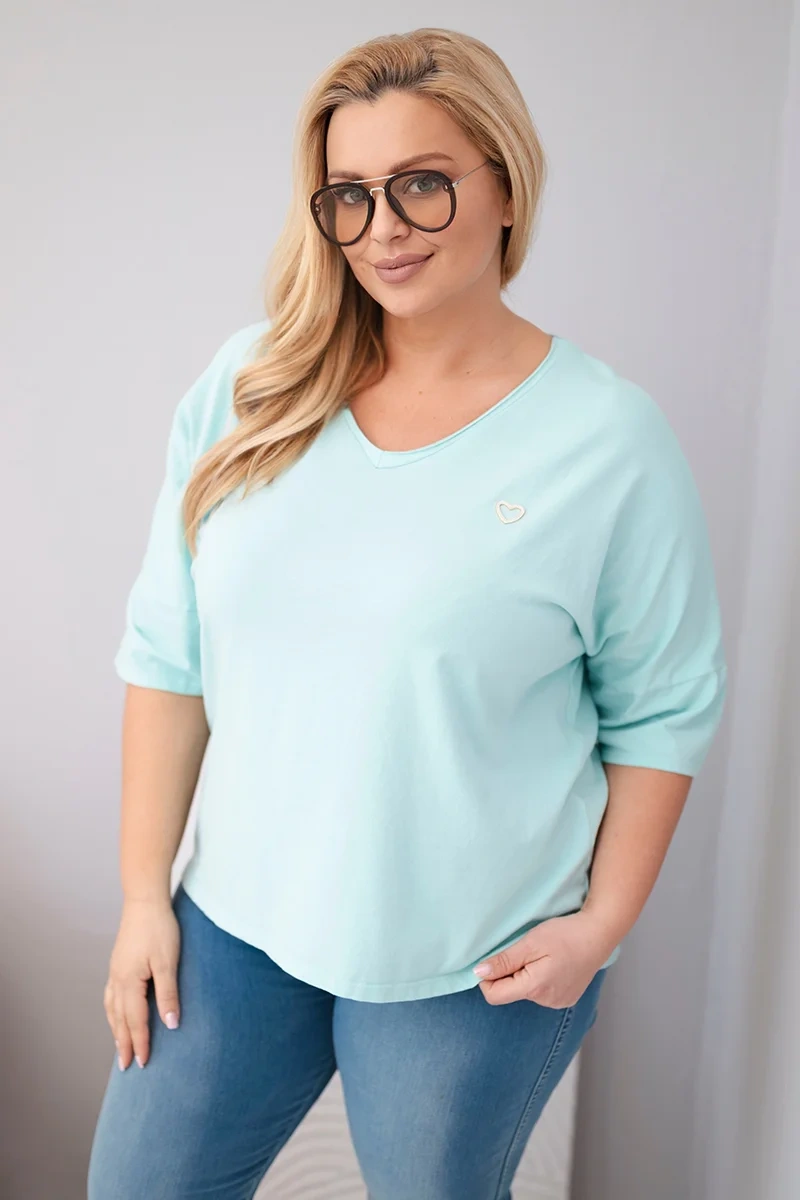 Dámska oversized plus-size blúzka Kesi s V- výstrihom v mentolovej farbe