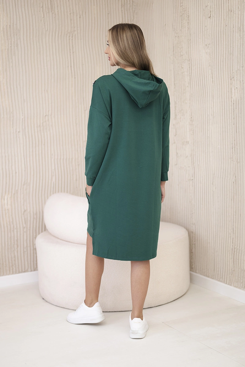 Dress with the inscription unlimited green