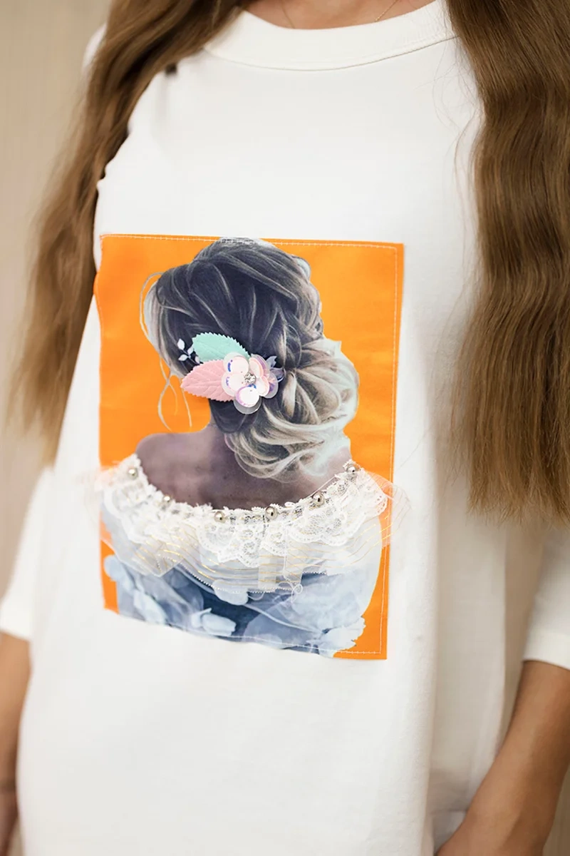 Dress with 3D graphics, lace ecru