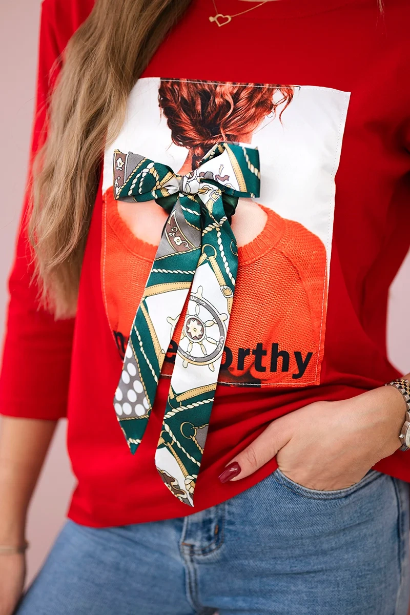 Blouse with 3D graphics Remarkable red