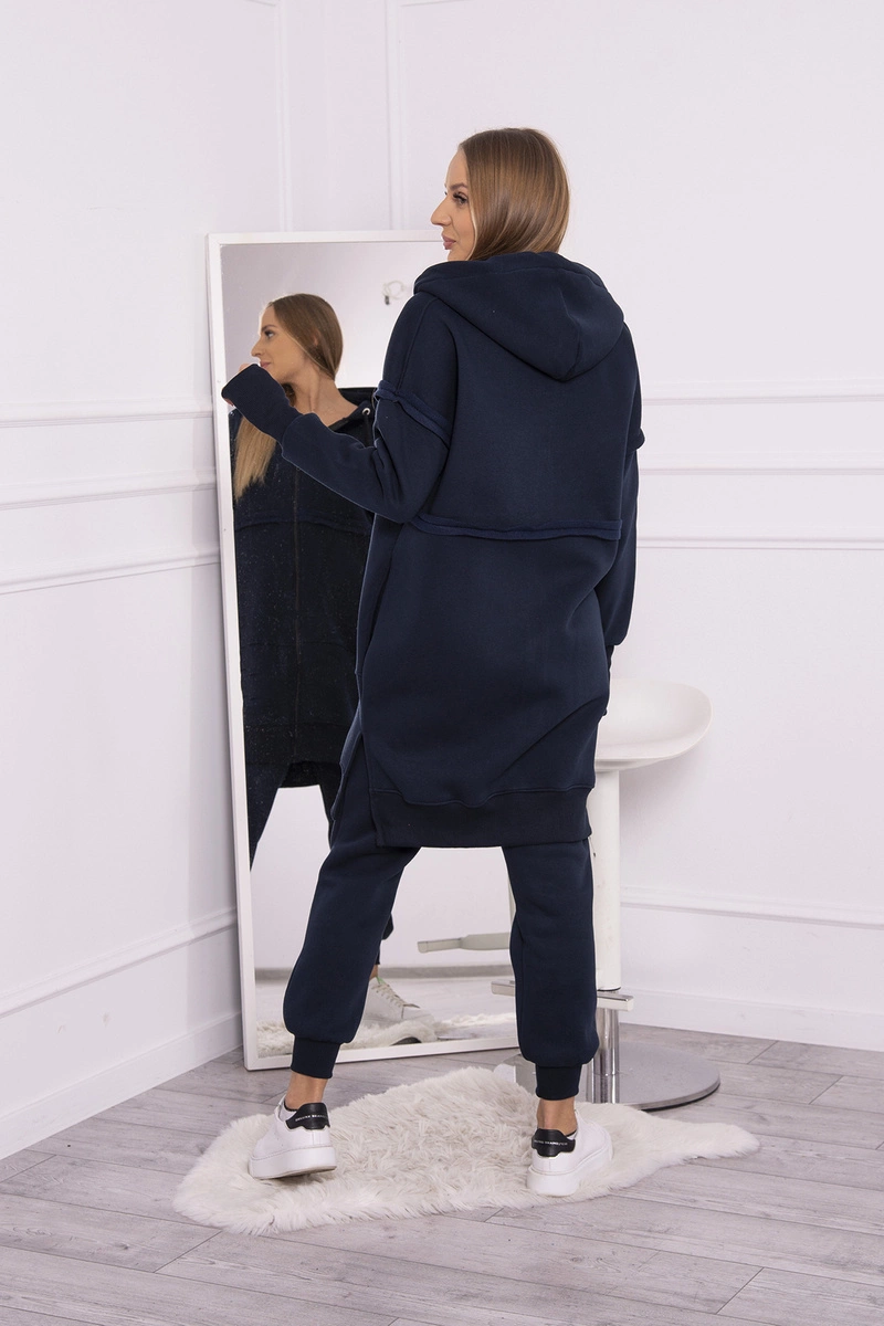 Insulated set with a long sweatshirt in dark blue color