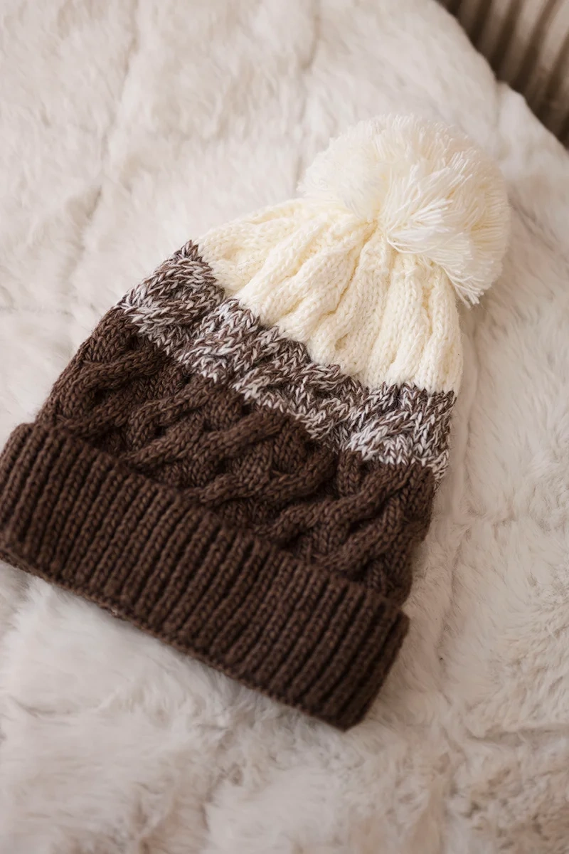 marka niezdefiniowana Cap with fleece Ilona K218 cappuccino+ecru