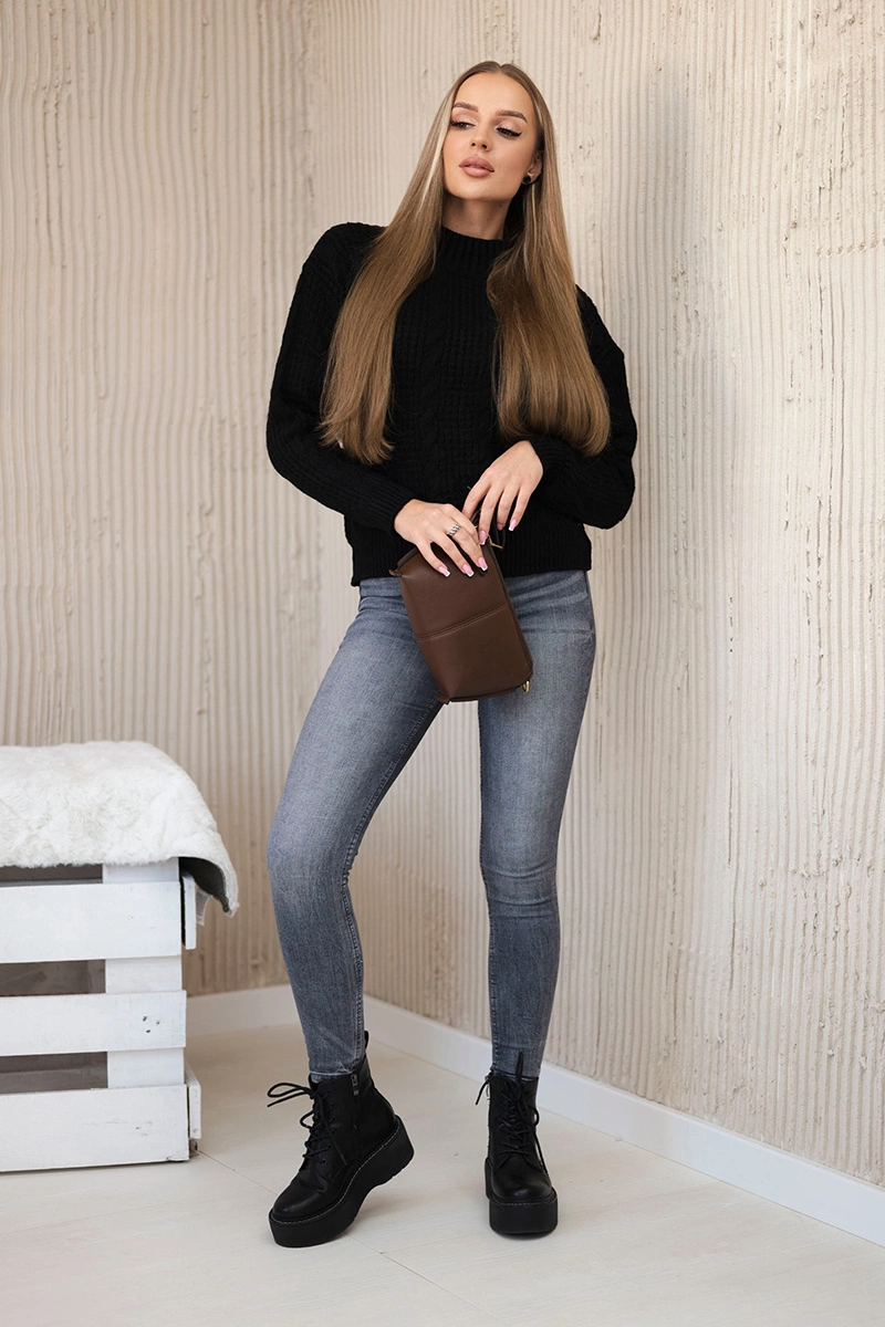 Sweater over the head black