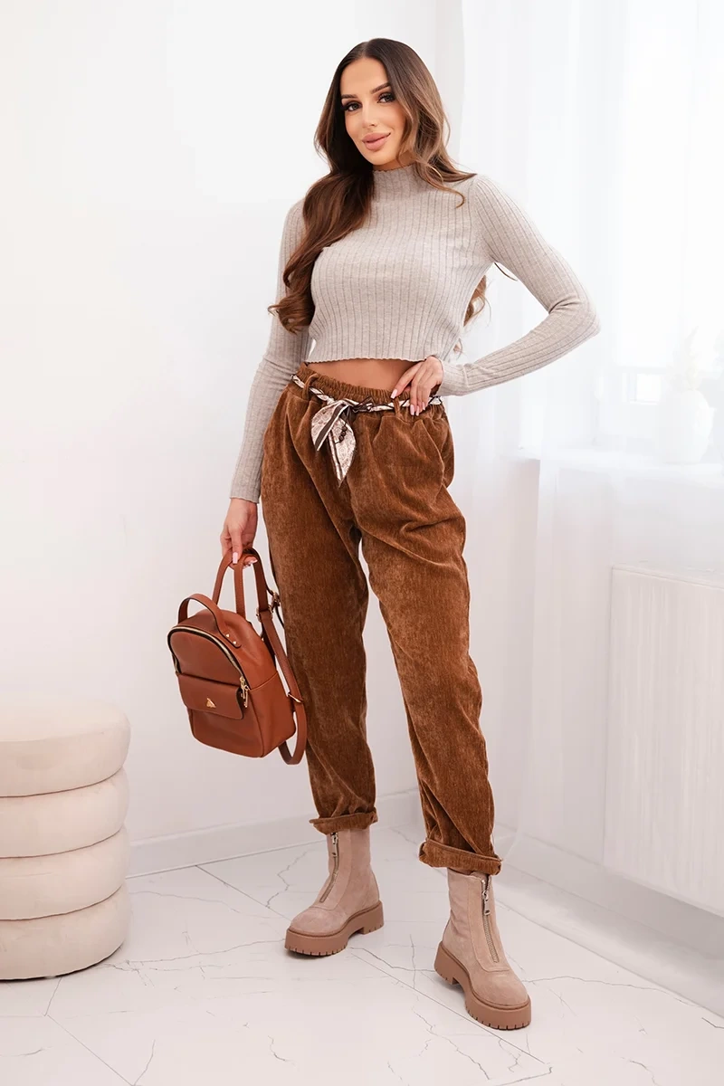 Kesi Włoski Women's viscose pants with a scarf belt camel