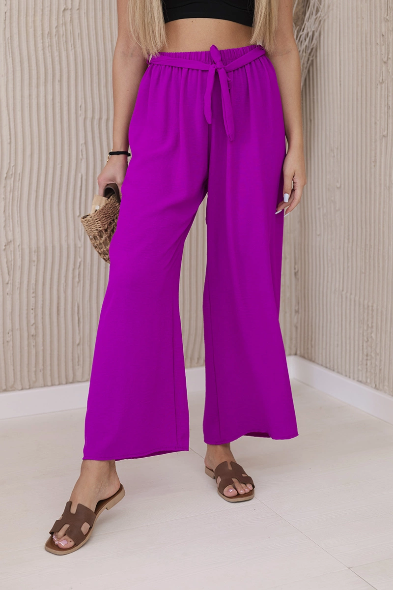 Wide-waisted trousers in dark purple colour