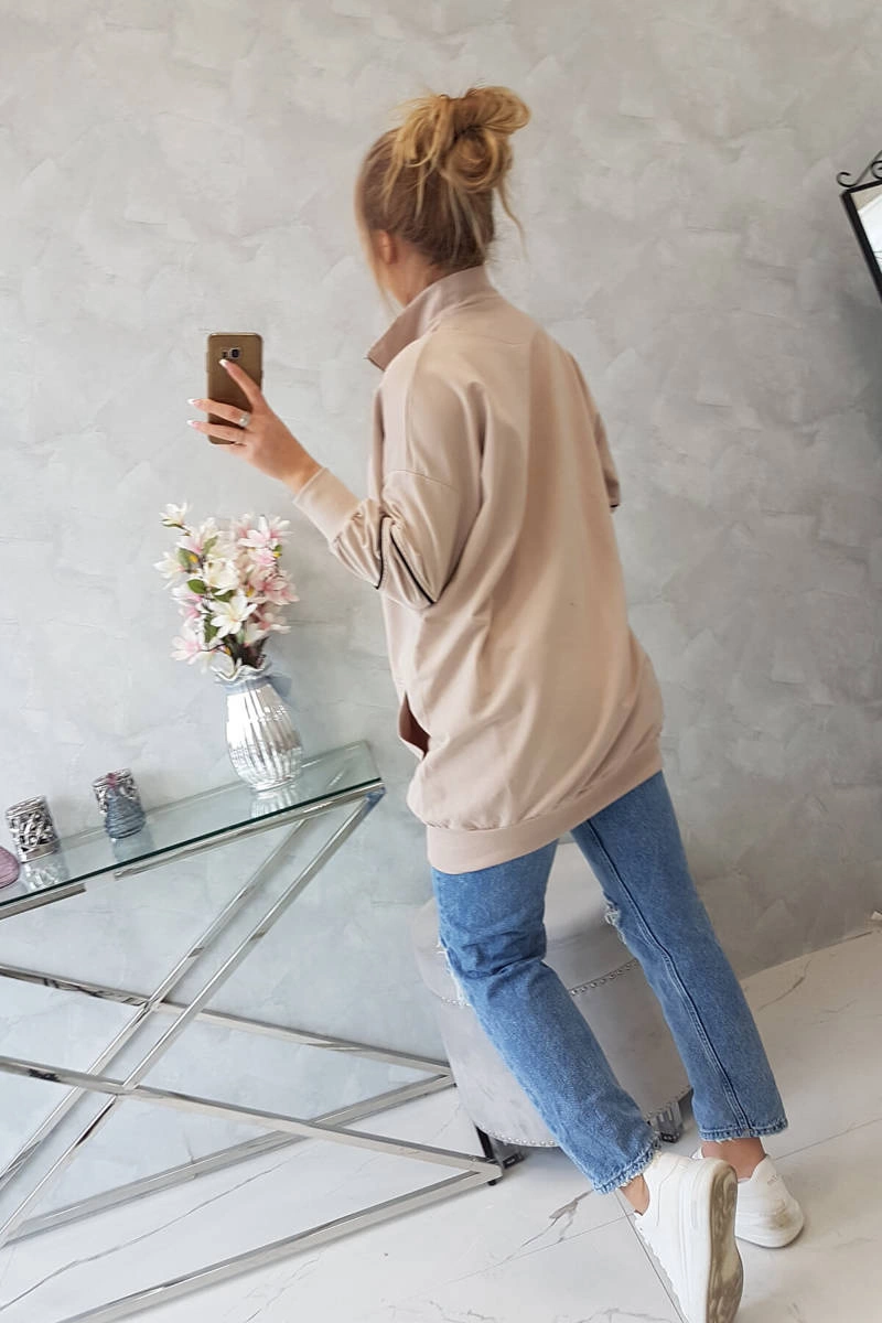marka niezdefiniowana Sweatshirt with zipper and pockets beige
