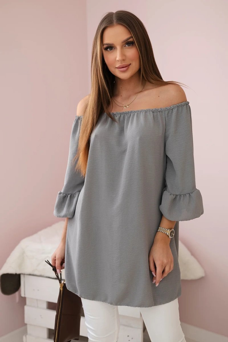 Spanish Blouse With Ruffles On The Sleeve Of Gray Color