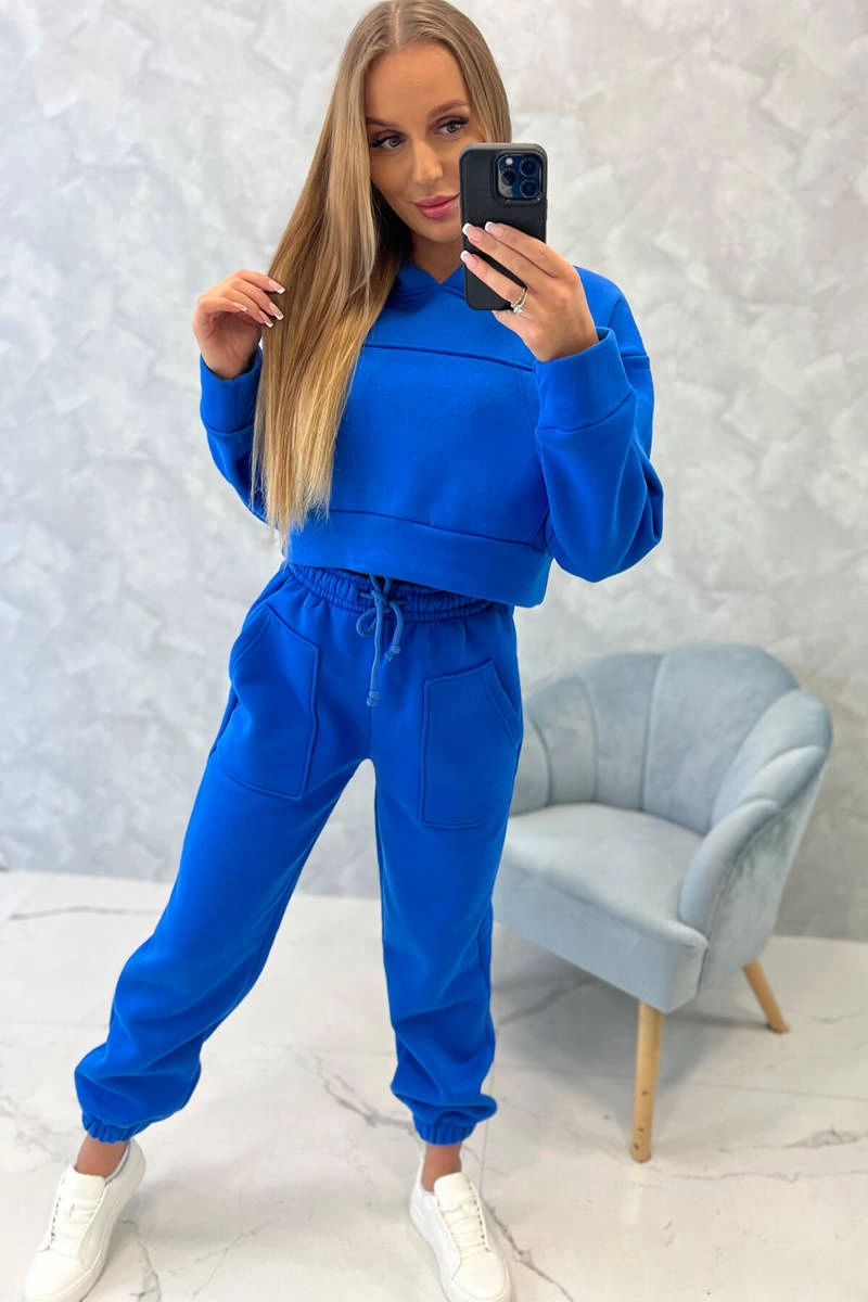 Insulated set with a short sweatshirt in purple blue