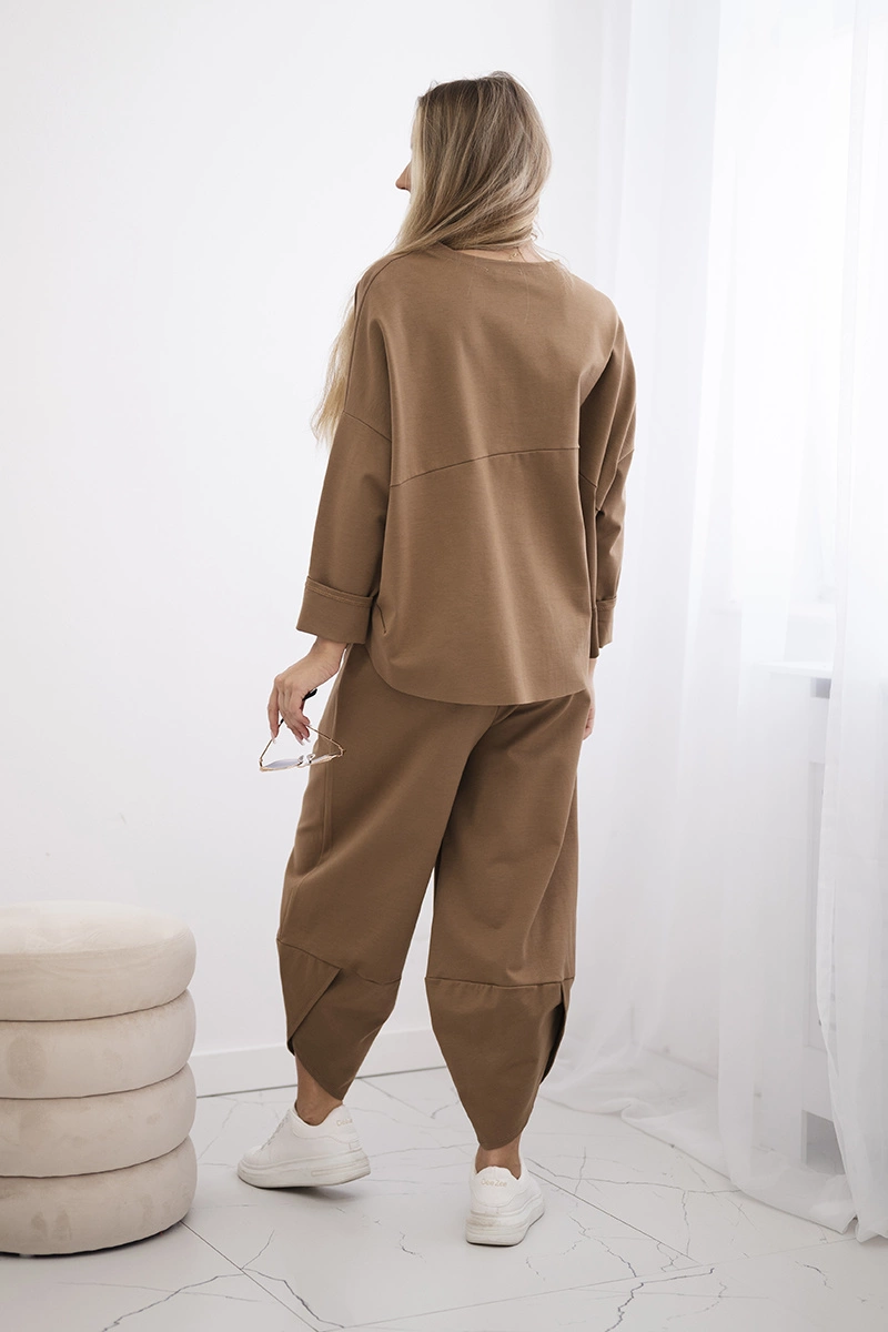 Set Punto Milano winter sweatshirt + camel pants