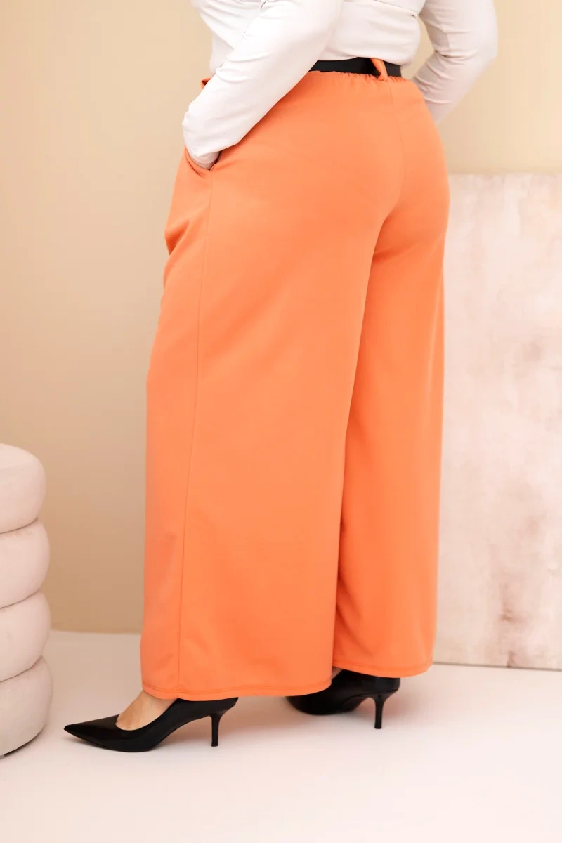 Kesi Włoski Dámske nohavice Plus Size viskózové so širokým strihom a opaskom marhuľové