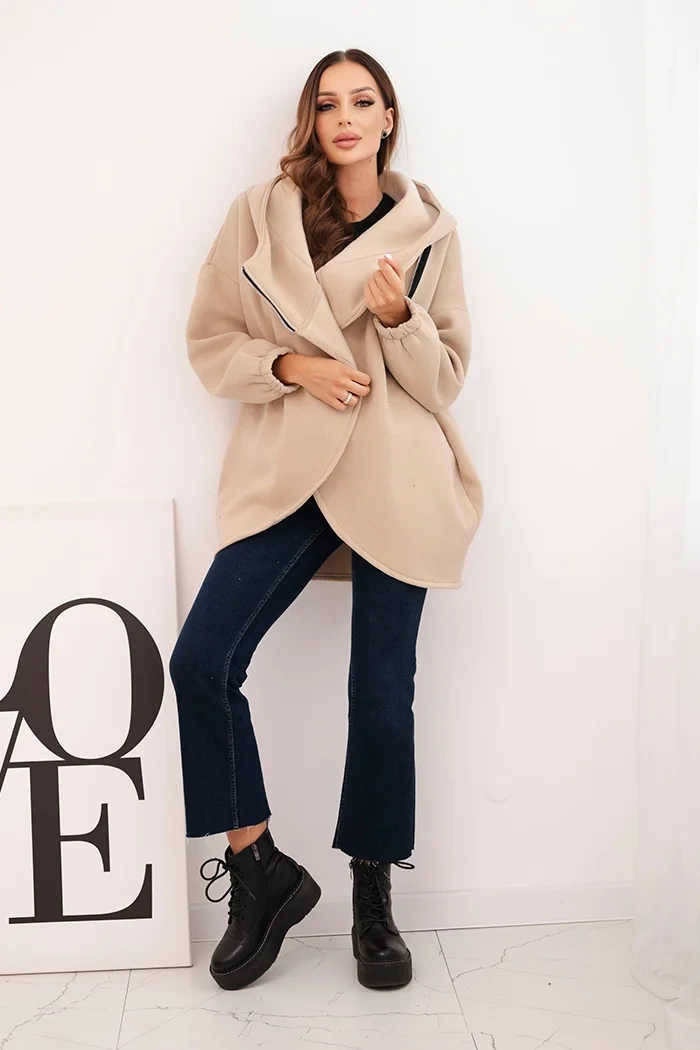 Kesi Włoski Women's insulated hoodie with an asymmetrical zipper beige