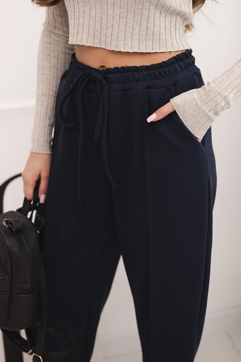 Kesi Włoski Elegant women's high-waisted pants with a tie at the waist navy blue