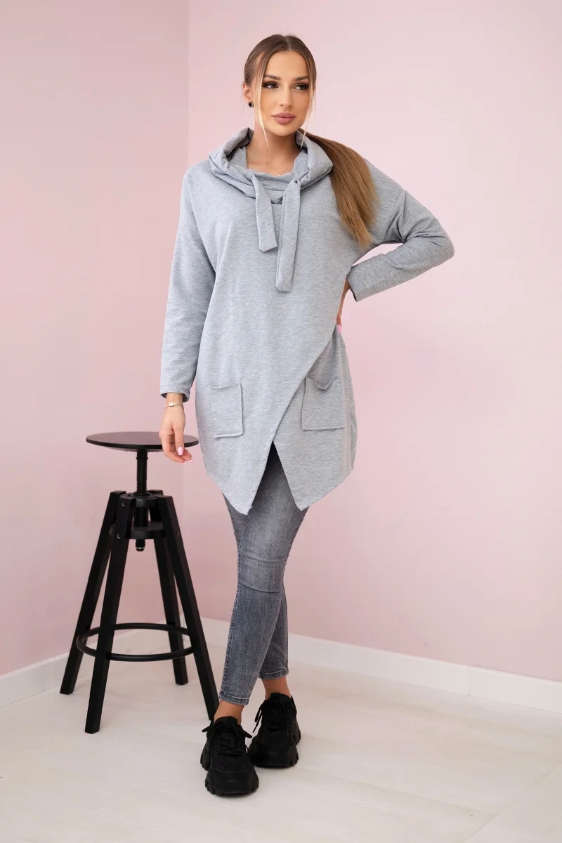Tunic with a clutch on the front Oversize gray