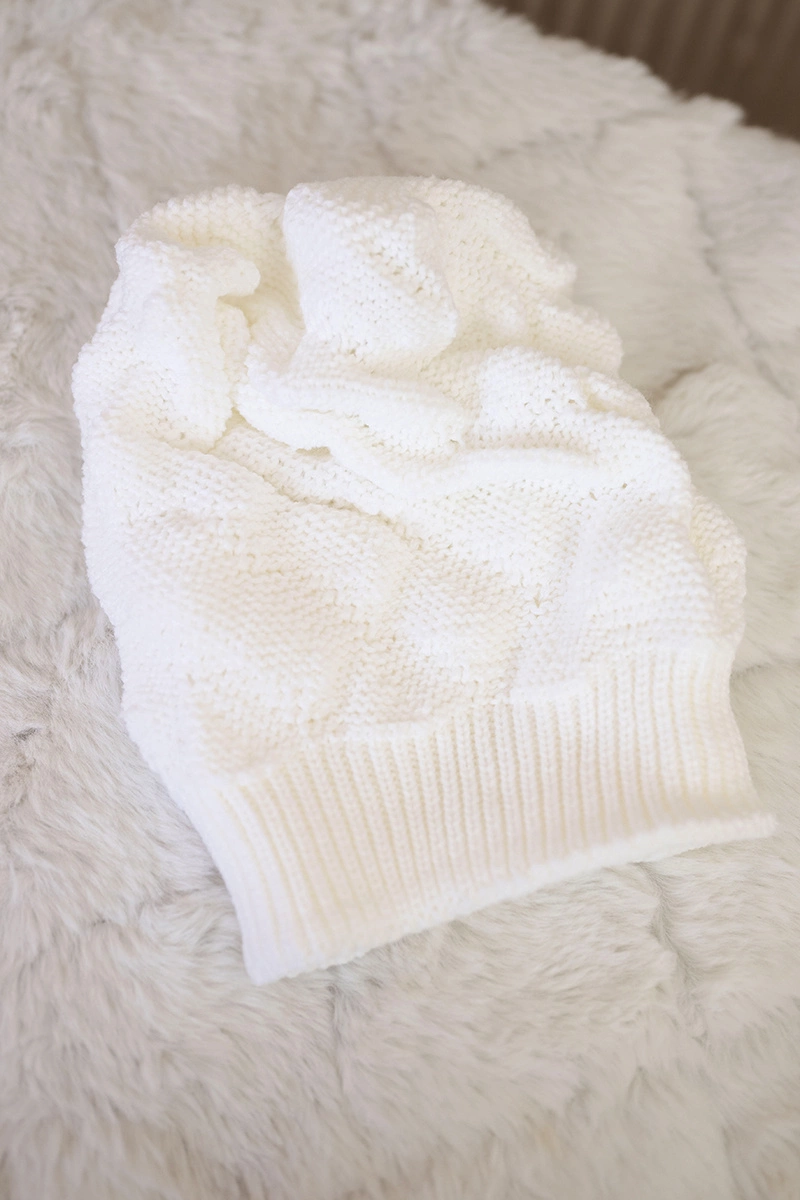Women&#039;s cap Leonia K342 white