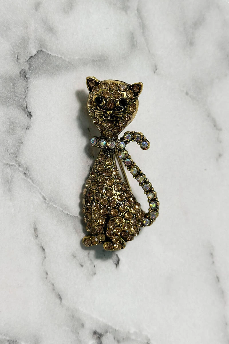 Brooch Cat A-2-21-10 gold color
