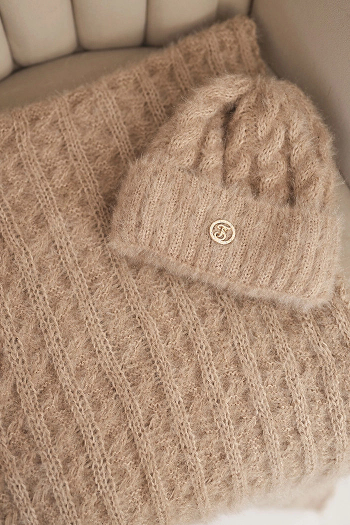 Kesi Women&#039;s set hat and scarf ribbed with decoration camel