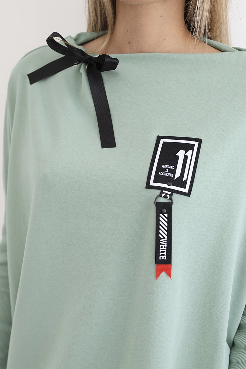 Oversized sweatshirt with asymmetrical sides dark mint