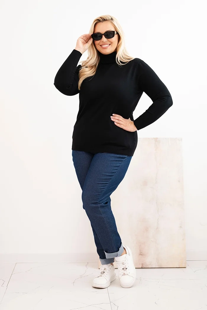 Kesi Włoski Plus Size women's sweater in a classic cut black