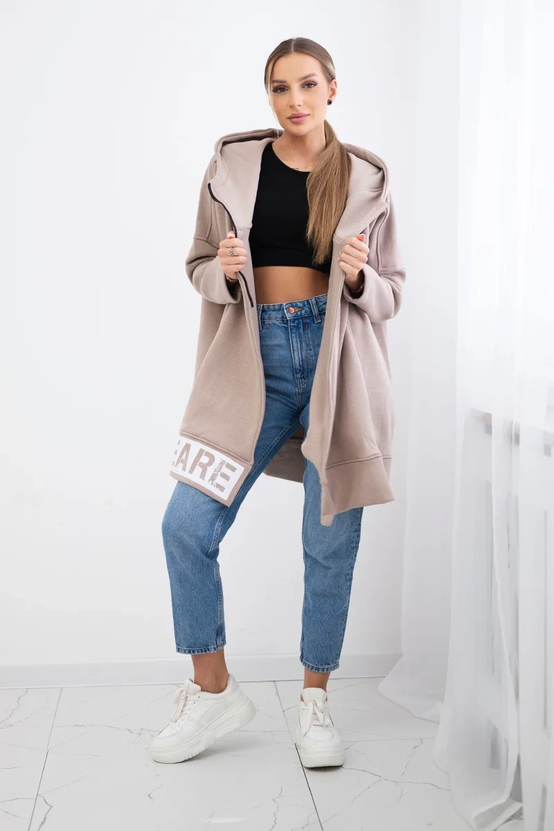 Beige insulated sweatshirt with zipper