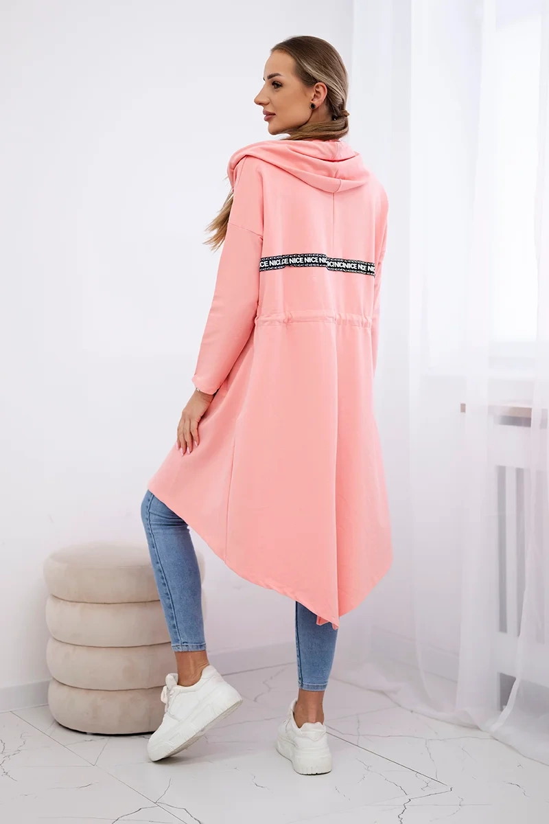 Coatee with a longer apricot back