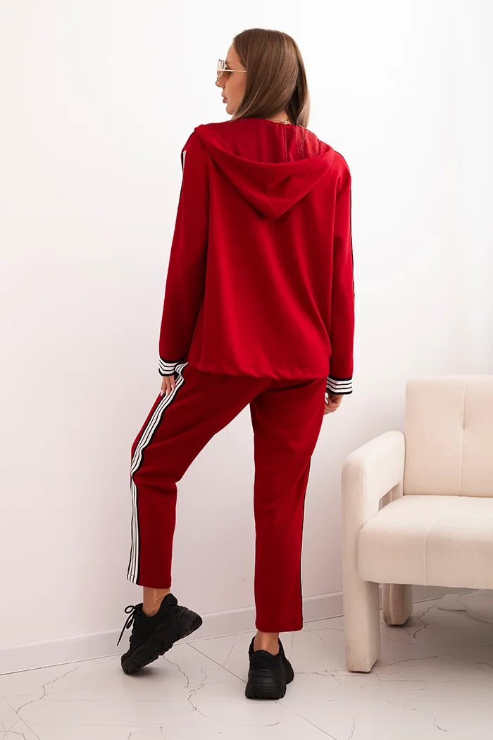 Kesi Włoski Women&#039;s set with viscose, featuring a stripe and a sports blazer red