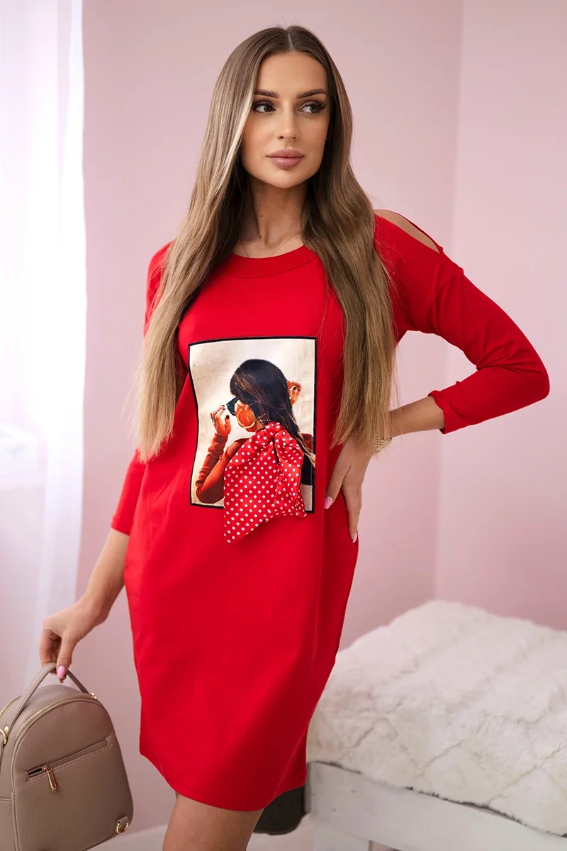 Dress with graphics and bow in polka dot 3D red