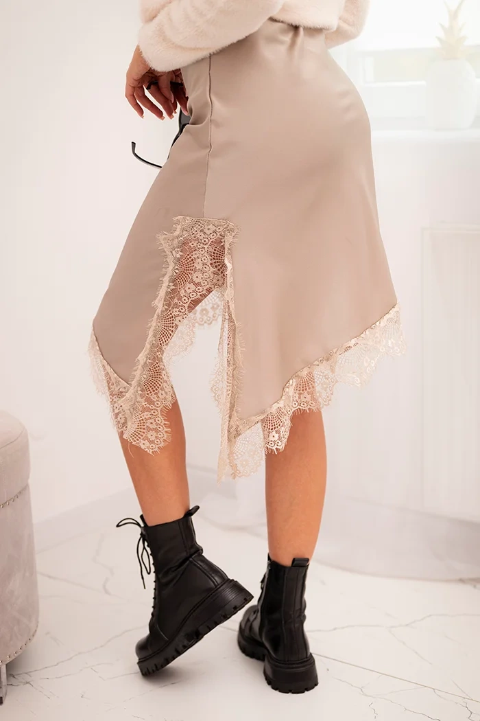 Kesi Włoski Women&#039;s viscose skirt with lace and asymmetrical hem fango
