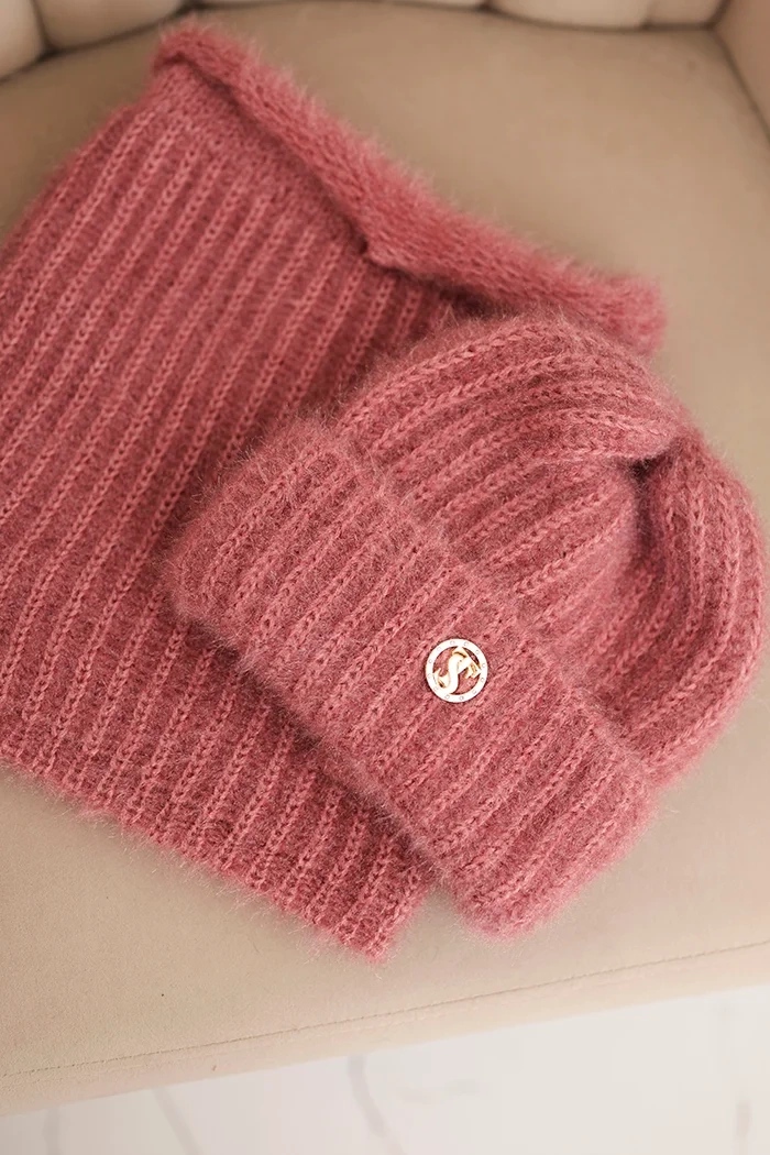 Kesi Women&#039;s set hat and winter fluffy snood with decorative emblem dark pink