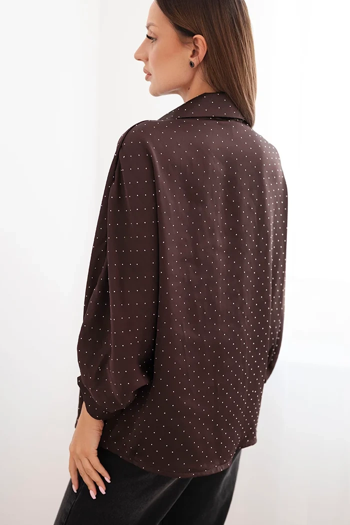 Kesi Włoski Elegant women's blouse made of viscose with buttons and a collar brown