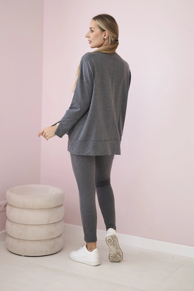 Set with an oversized blouse made of graphite