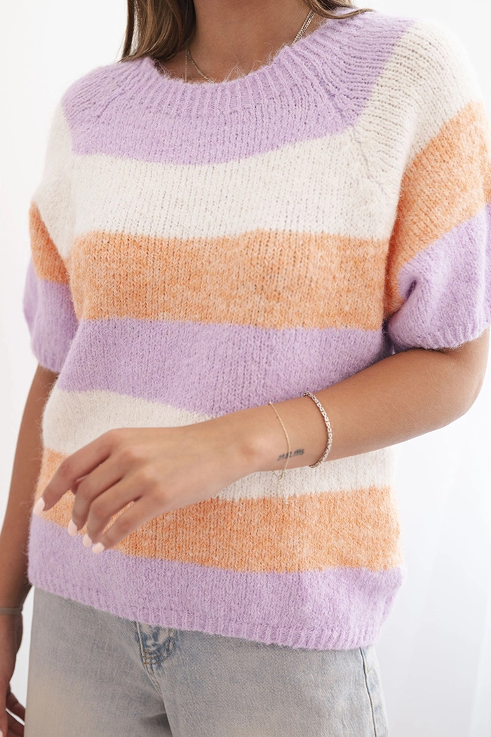 Kesi Włoski Women&#039;s striped short-sleeve sweater made of wool apricot + purple