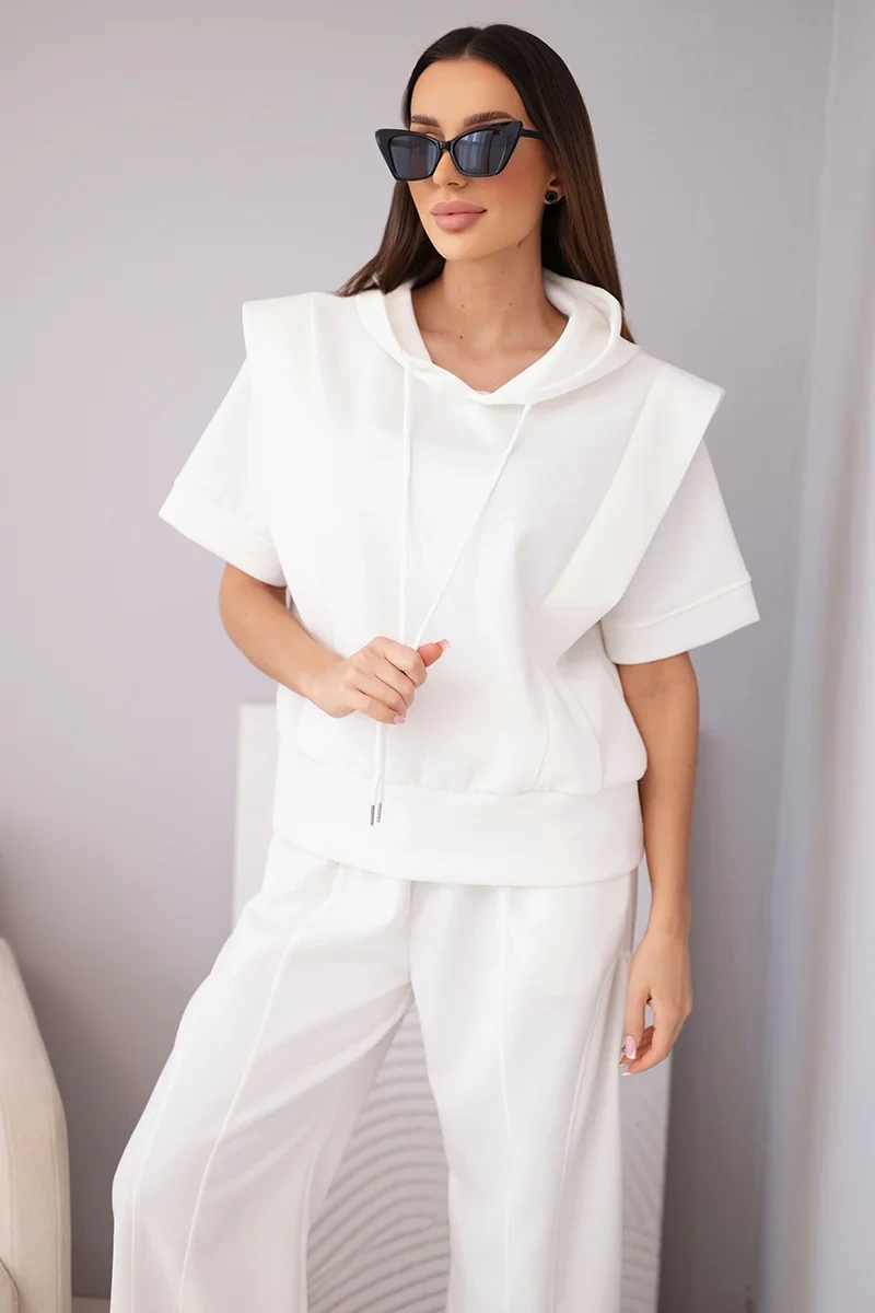 Kesi dvousouprava: mikina a volné kalhoty ecru