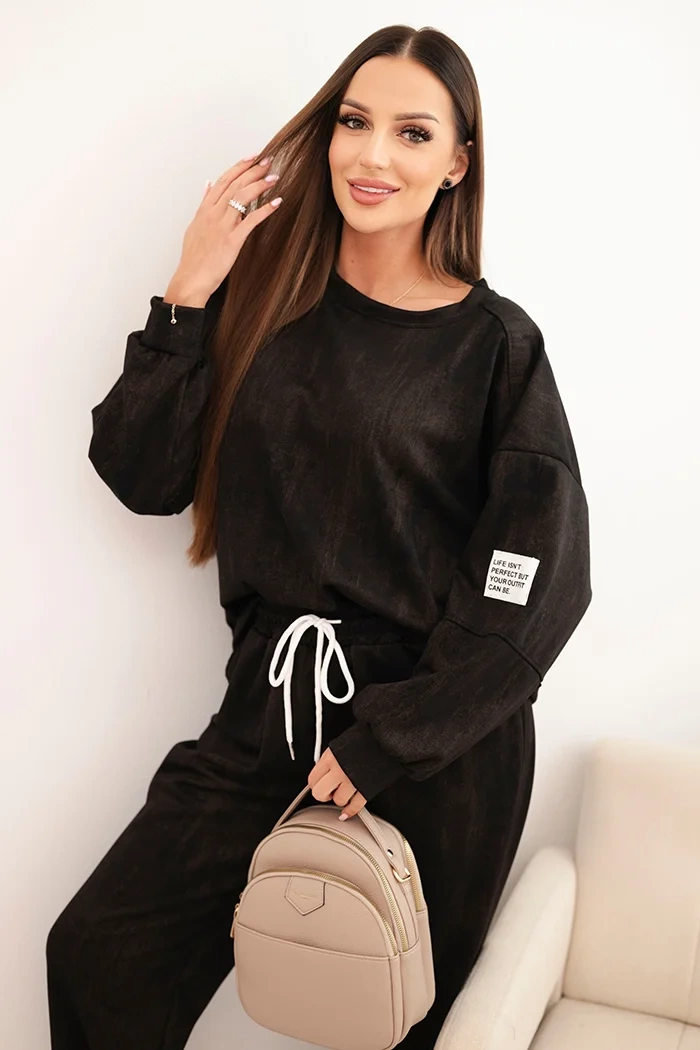 Kesi Włoski Women&#039;s oversized tracksuit set made of viscose with a washed effect black