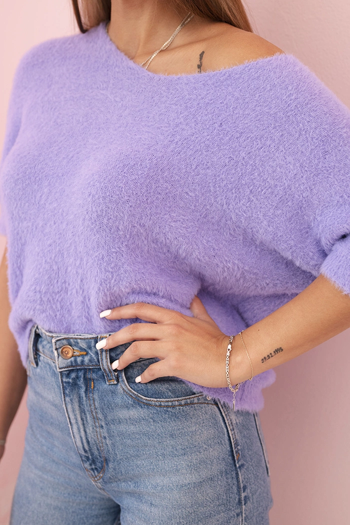 Kesi Włoski Women&#039;s sweater made of soft fluff with a V-neck short sleeves light purple
