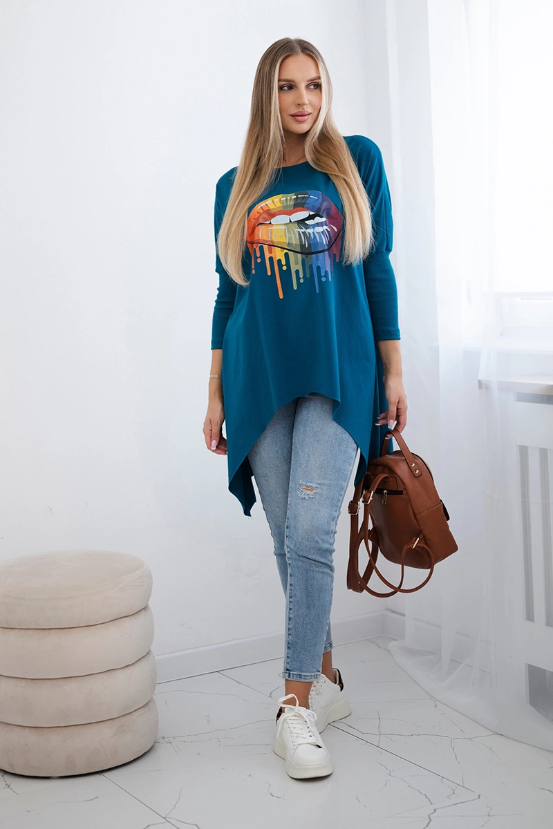 Oversize blouse with a rainbow print marine