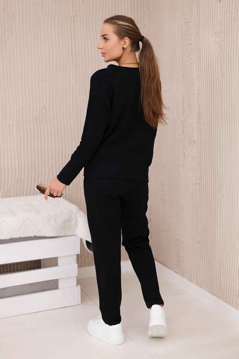 Cotton set with decorative press studs in black color