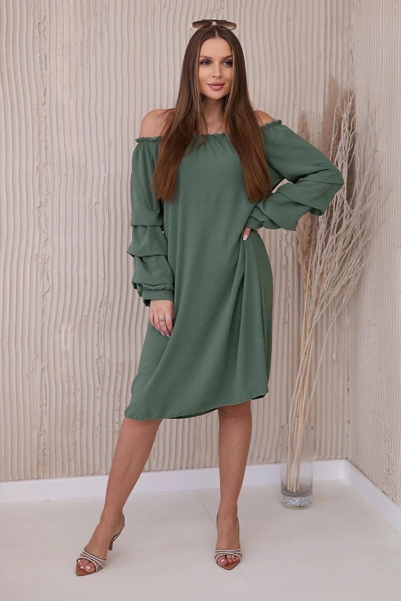 Spanish dress with decorative khaki sleeves