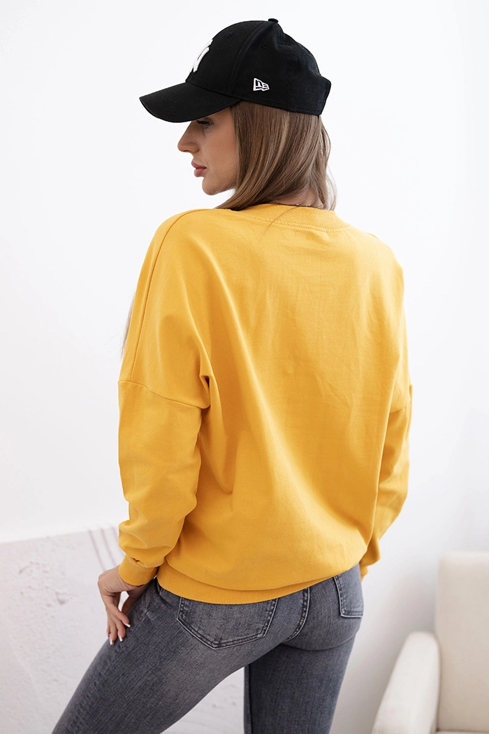 Kesi Women&#039;s sweatshirt with a V-neck and velvet leaf mustard