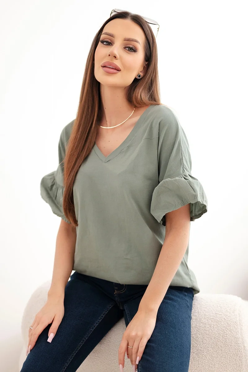 Halenka s V-výstřihem v khaki barvě