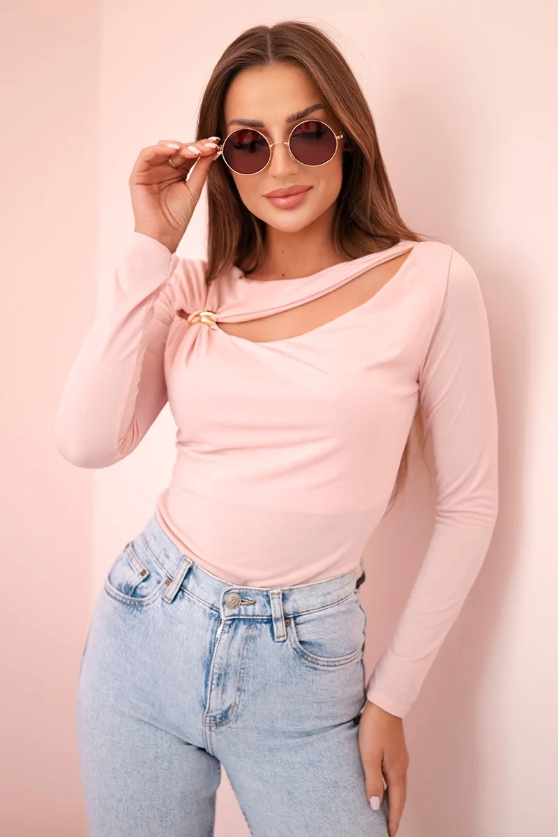 Kesi Włoski Womens bodysuit blouse with ruffles and decorative buckle powder pink