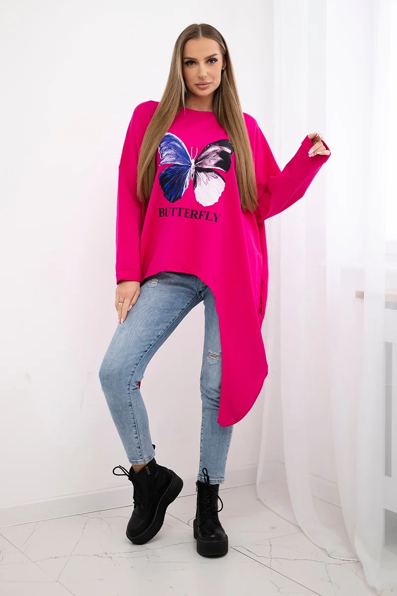 Blouse with an oversize fuchsia print