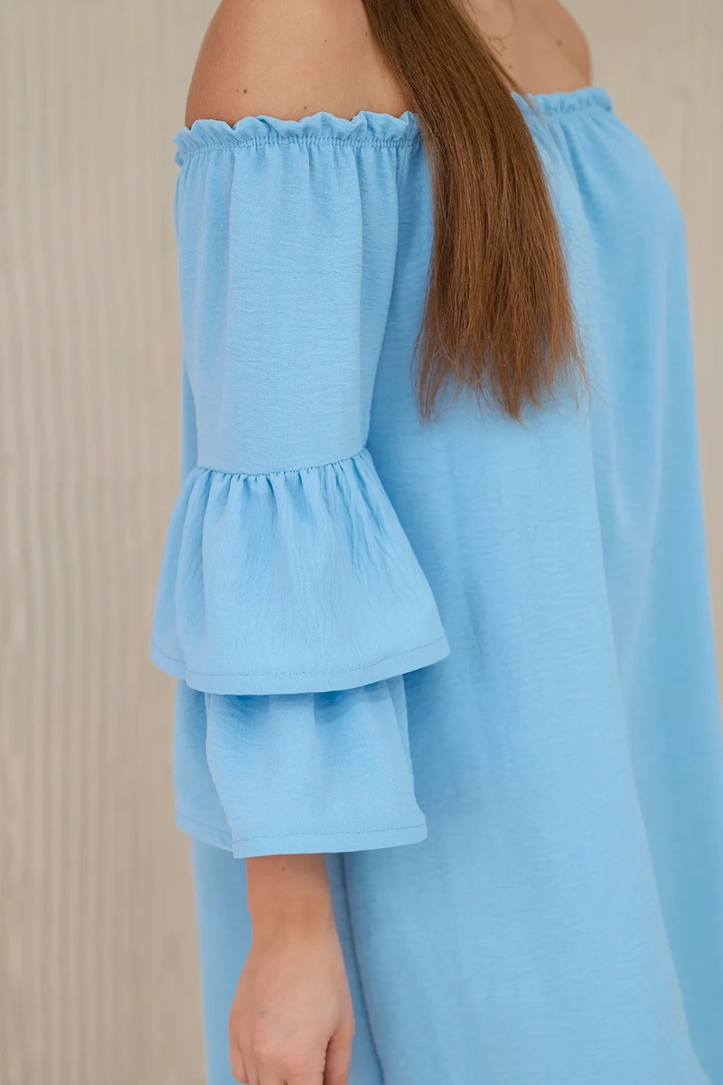 Spanish dress with pleats on the sleeve blue