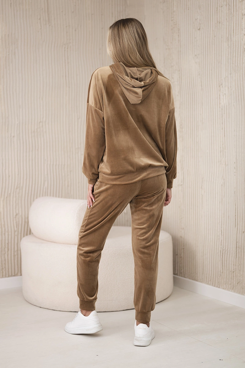 Velour set kangaroo sweatshirt + camel trousers