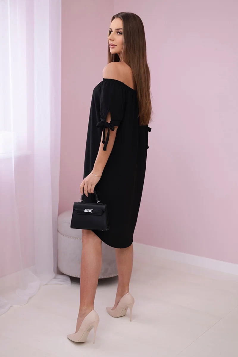 Włoski Dress tied on the sleeves black
