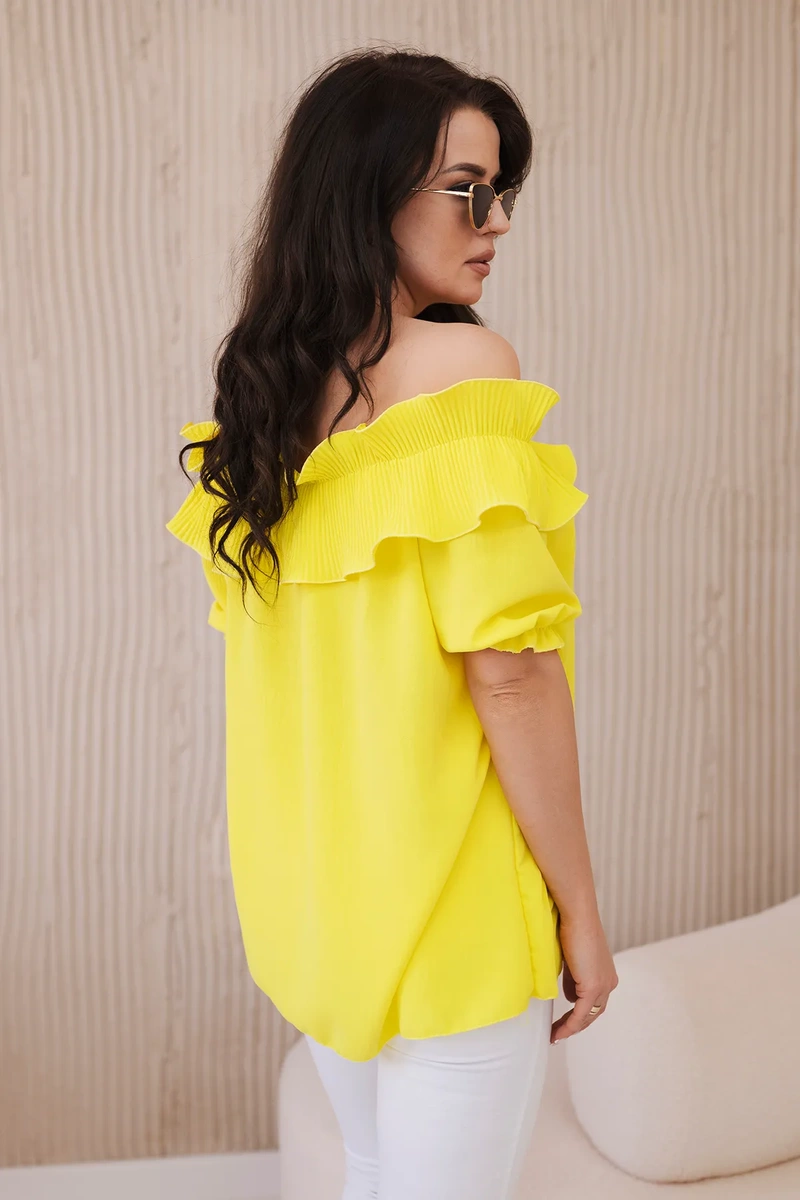 Spanish blouse with decorative ruffle in yellow color