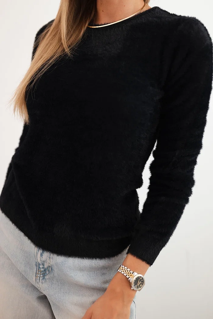 Kesi Włoski Women's alpaca sweater with a round neckline black