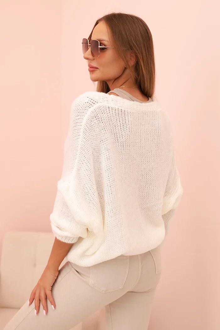 Kesi Włoski Women&#039;s sweater with a V-neck and buttons ecru